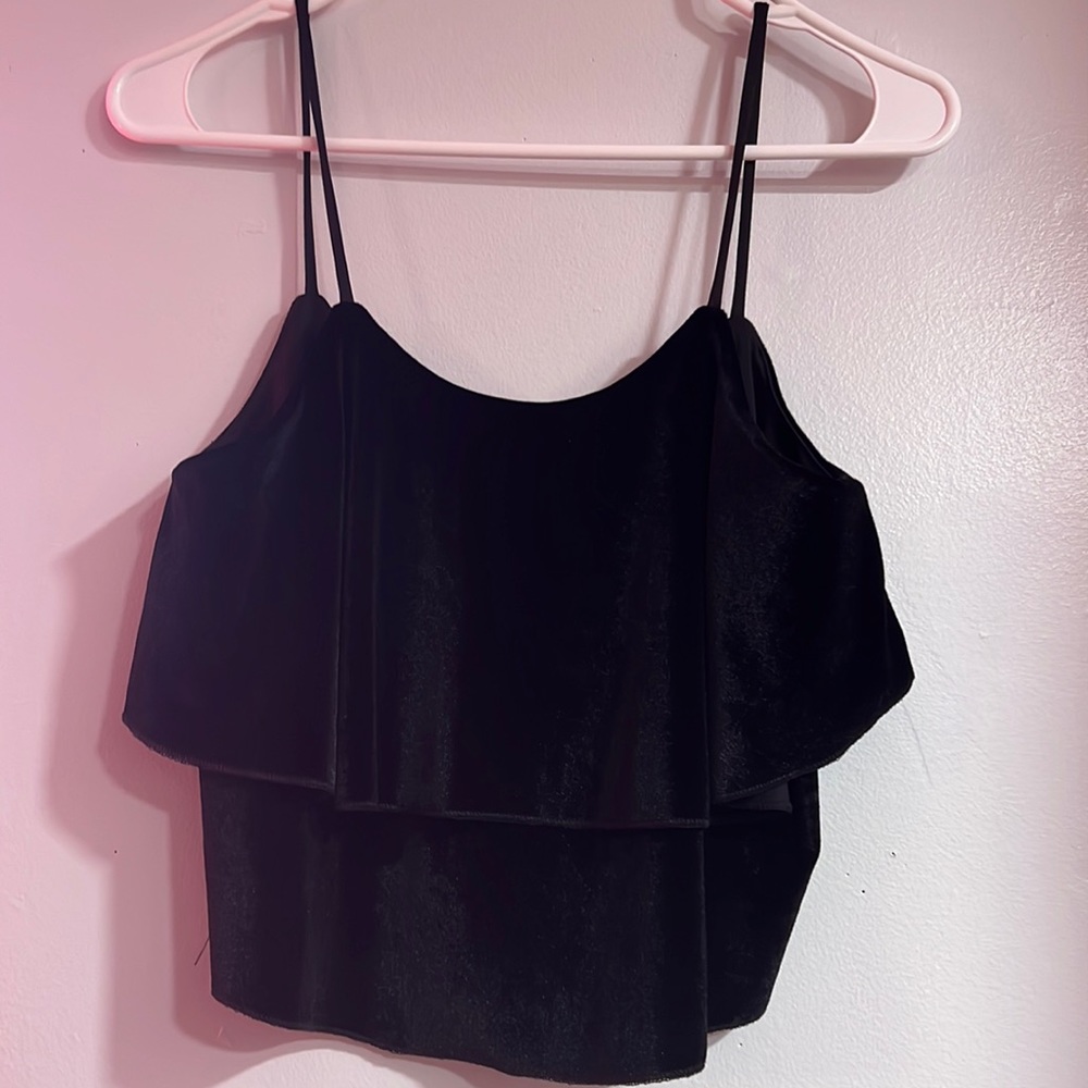 PRELOVED BLACK SUEDE CROP TOPS SIZE L